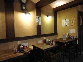 ファイル名: DSC01623.jpg
ファイルサイズ: 82.2KB
→クリックで元のサイズを表示 一笑 らーめん 店内